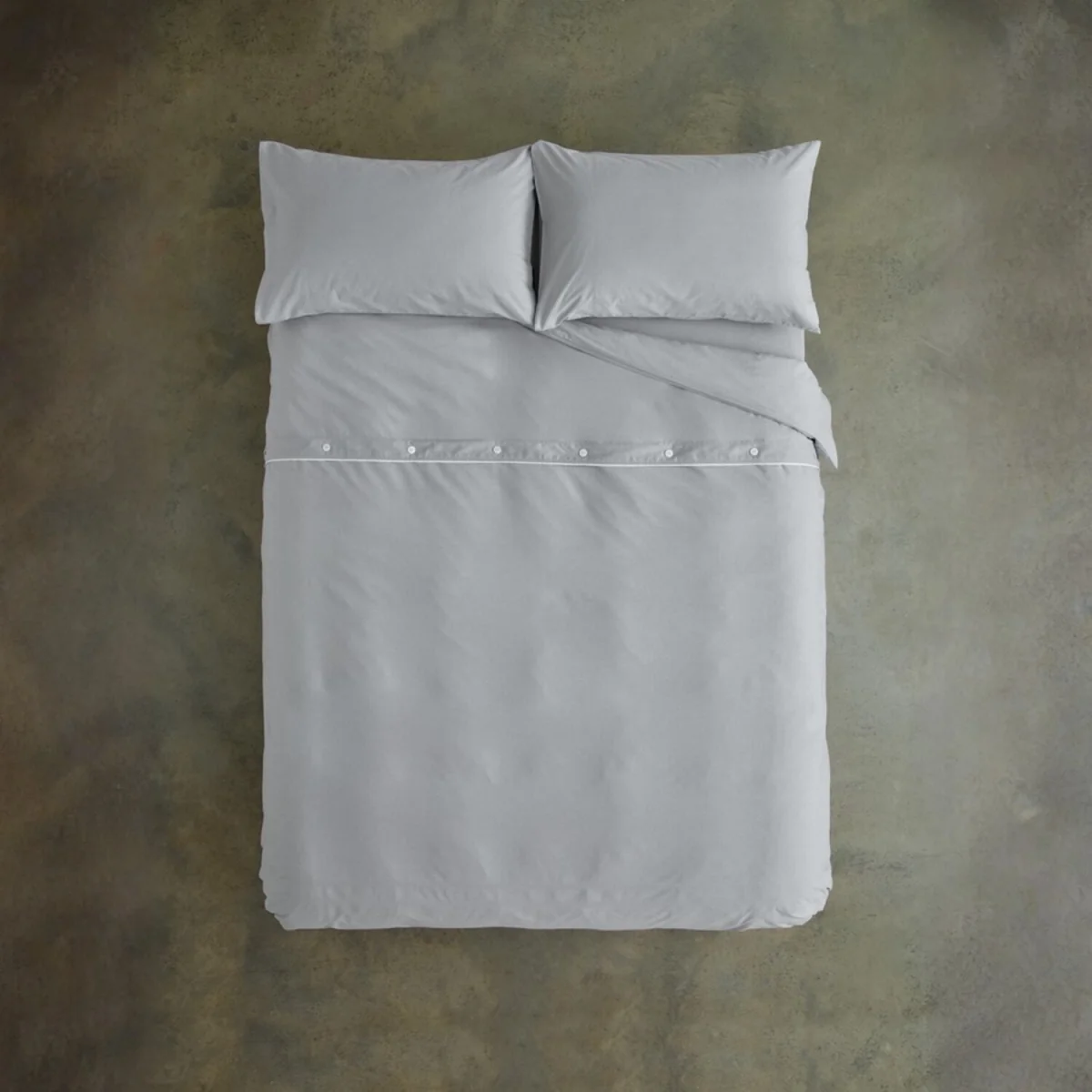 Deyongs Southwick Super King Fitted Sheet - Grey / King / washed separately and before first use. Optical brightener detergents may affect the colour. – image 7