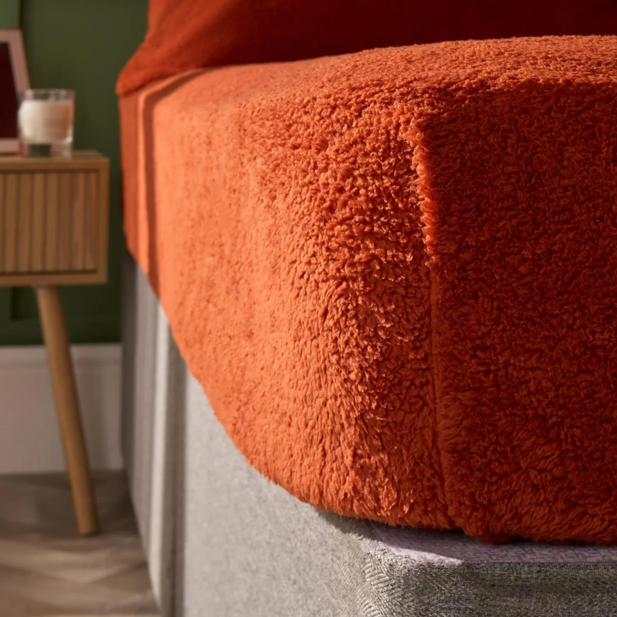 OHS Teddy Fleece Fitted Sheet - Rust / Single – image 3