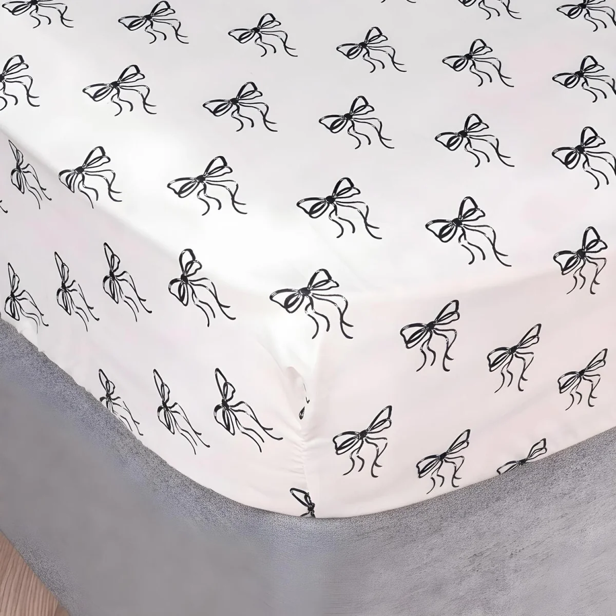 OHS Bow Print Fitted Sheet - Monochrome / King – image 2