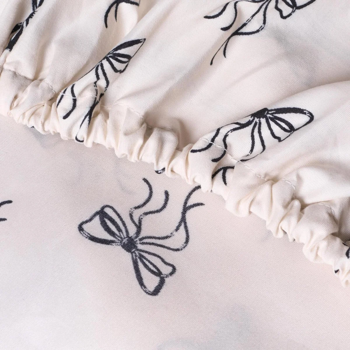 OHS Bow Print Fitted Sheet - Monochrome / King – image 3
