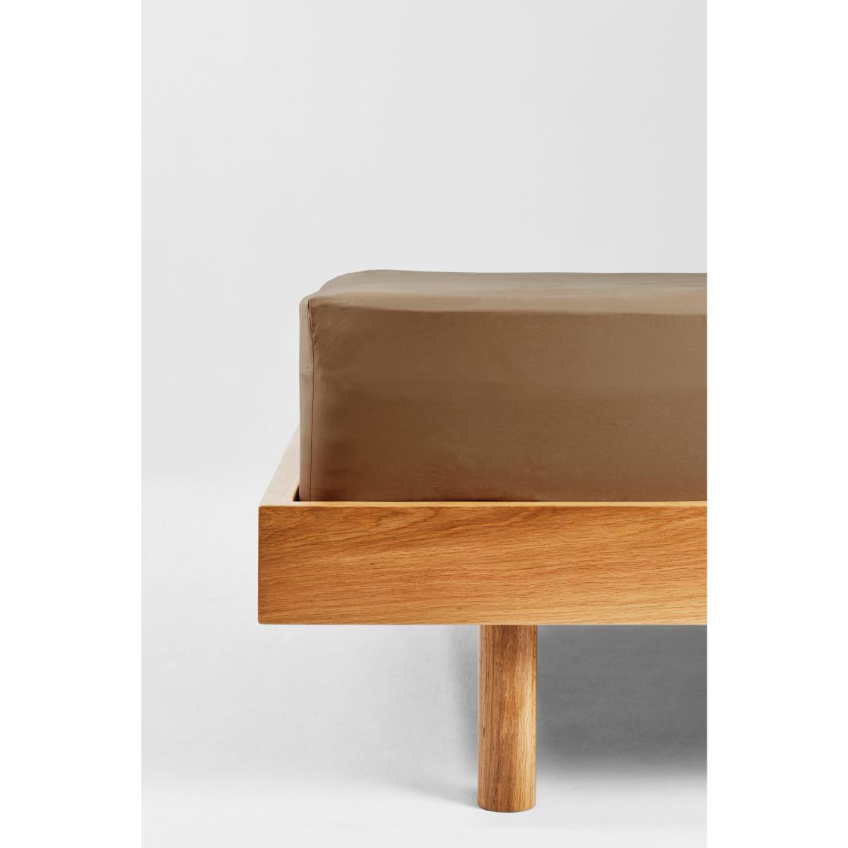 Brown Single Fitted Sheet In Carob | Sutram – image 5