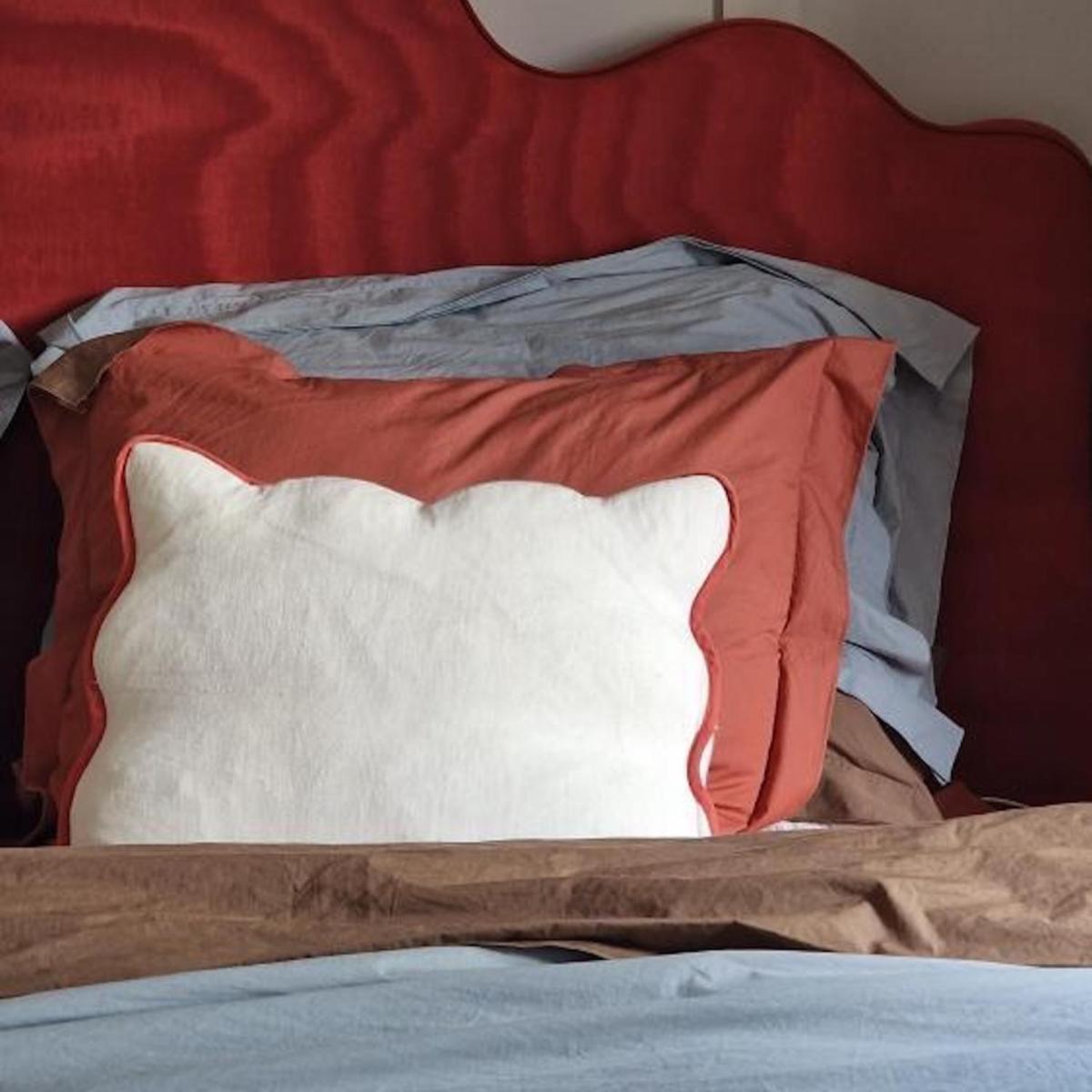 Brown Single Fitted Sheet In Carob | Sutram – image 8