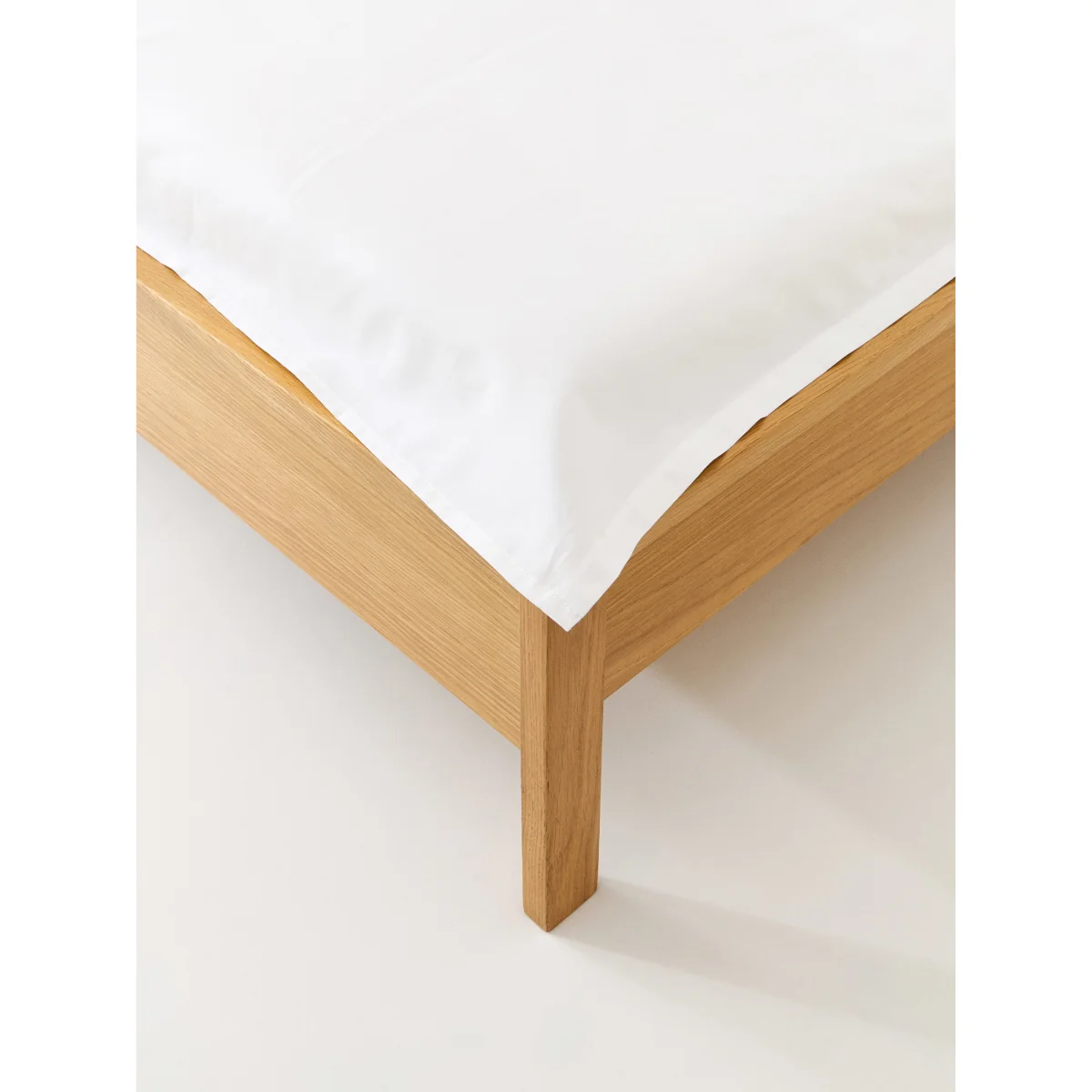 Cotton Sateen Flat Sheet Carlotta with Piping – image 2