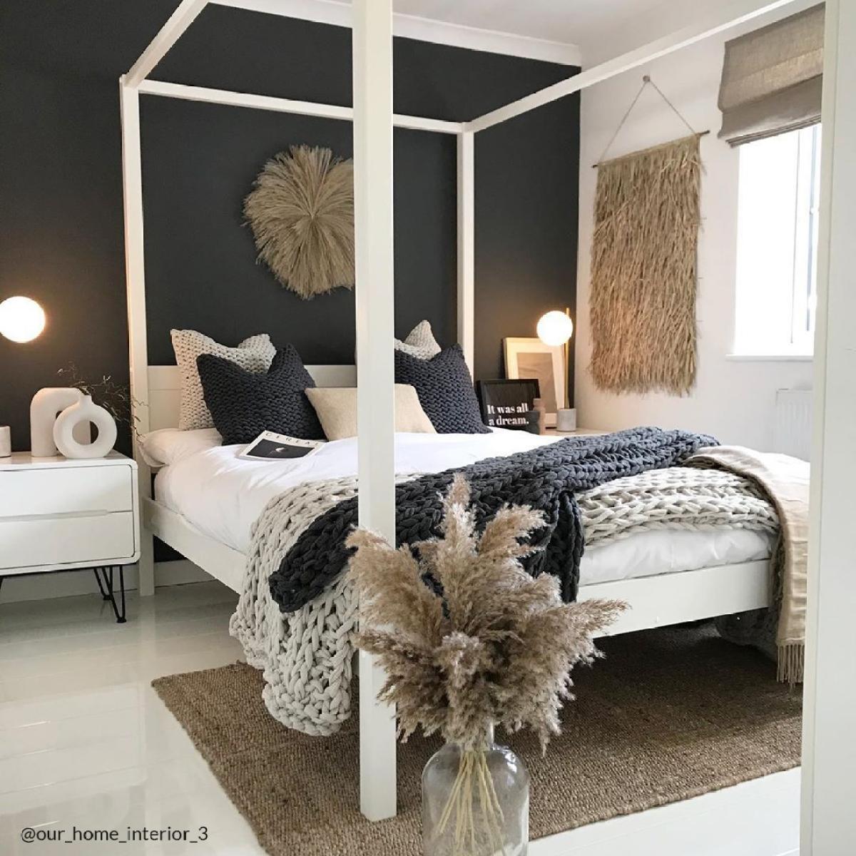 Pino White Four Poster Double Bed – image 3