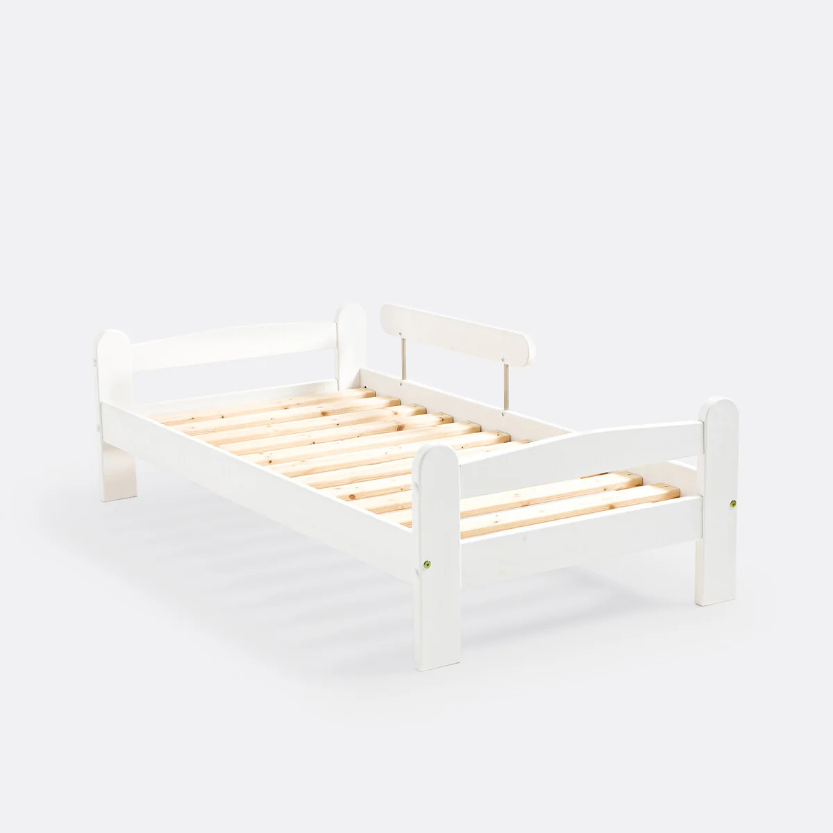 Loan Child's Safety Bed – image 4