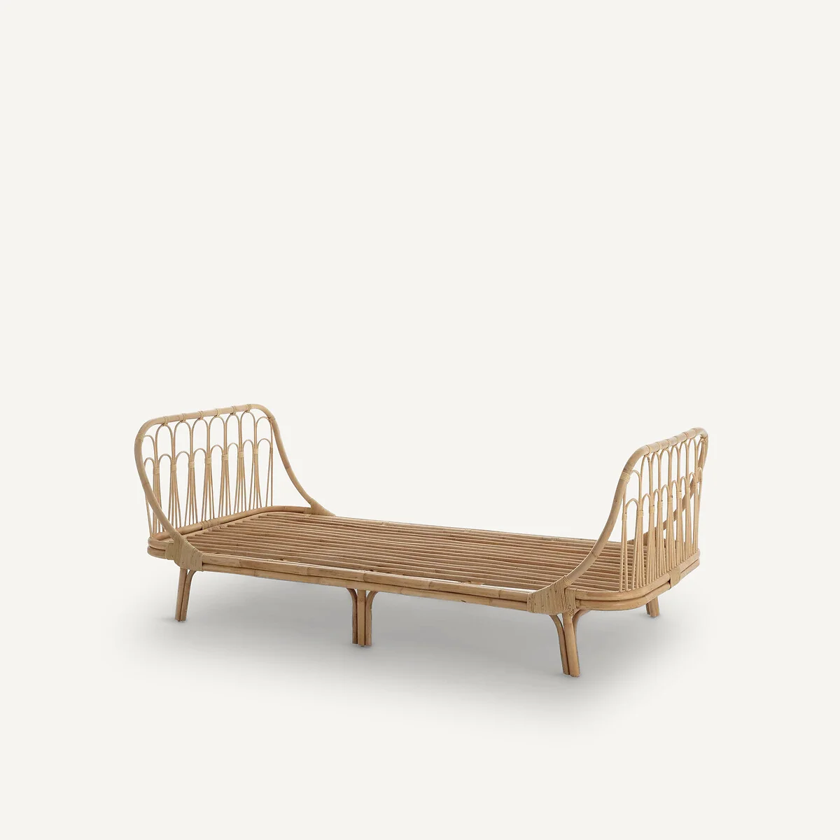 Meïdo Rattan Child's Bed – image 5