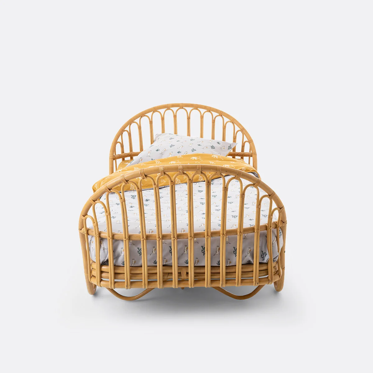 Malu Vintage Rattan Child Bed – image 3