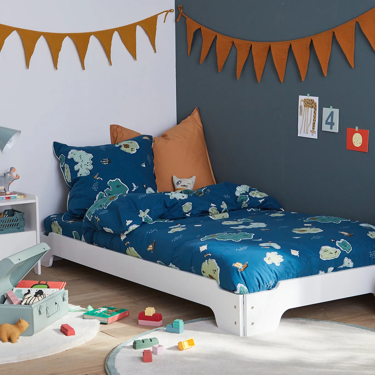Egzigu Stackable Bed with Bed Base – image 2