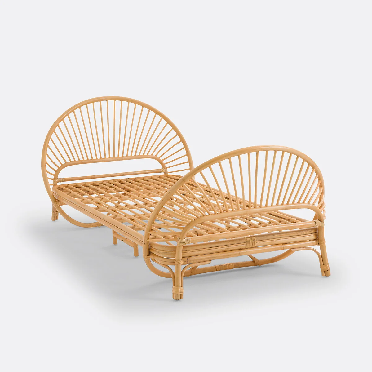 Sielo Rattan Bed – image 5
