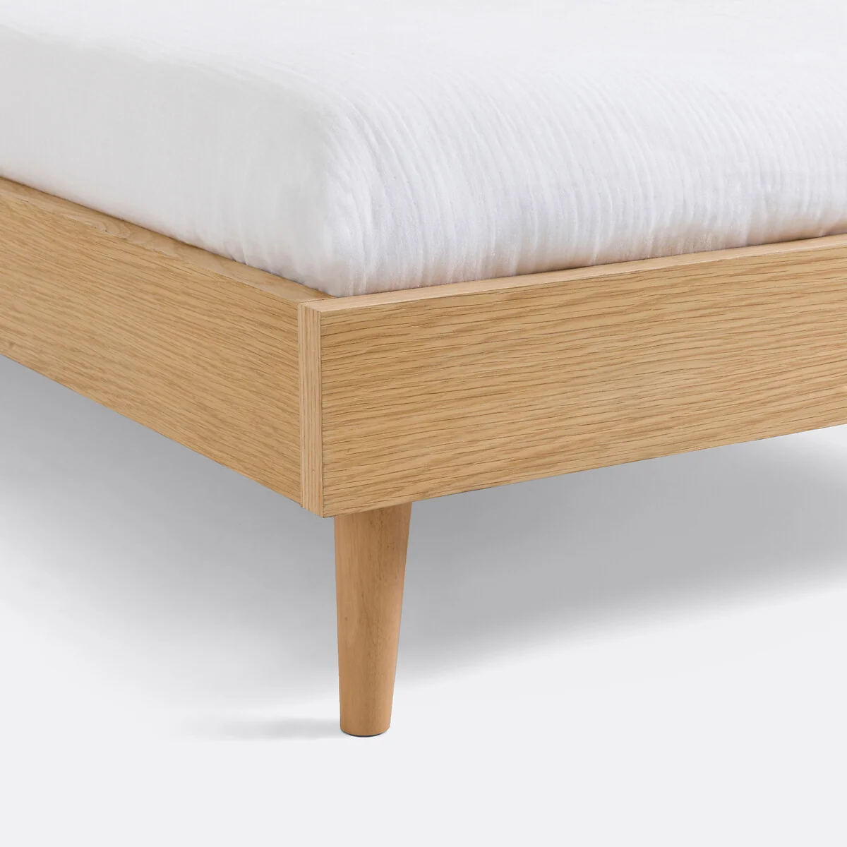 Augusto Oak Veneer Child's Bed – image 6