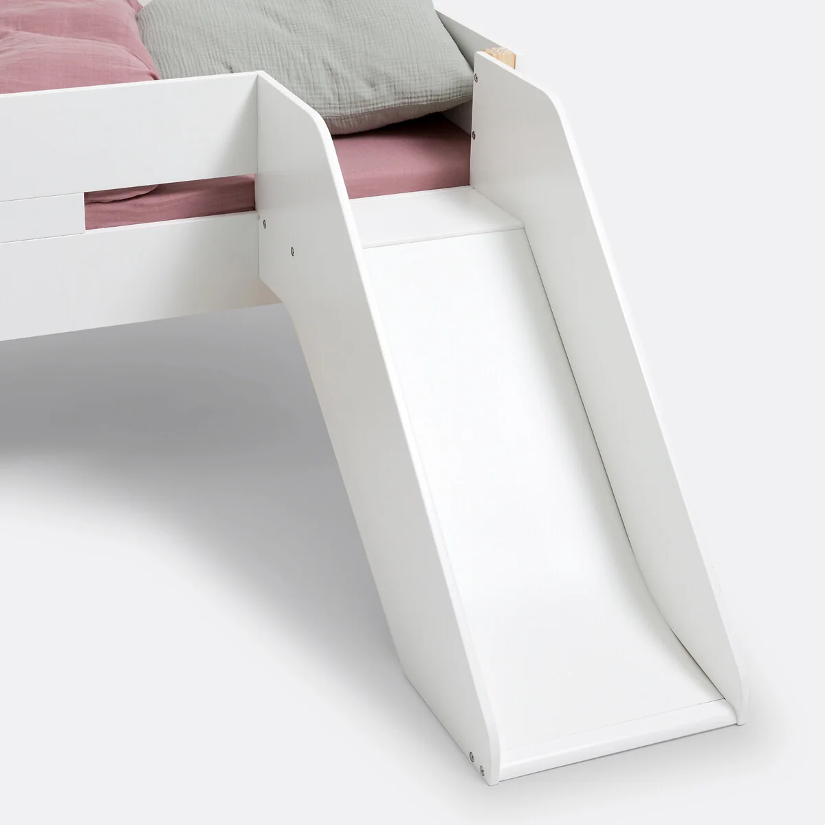 Caume Pine Mid-Height Slide Bed – image 6