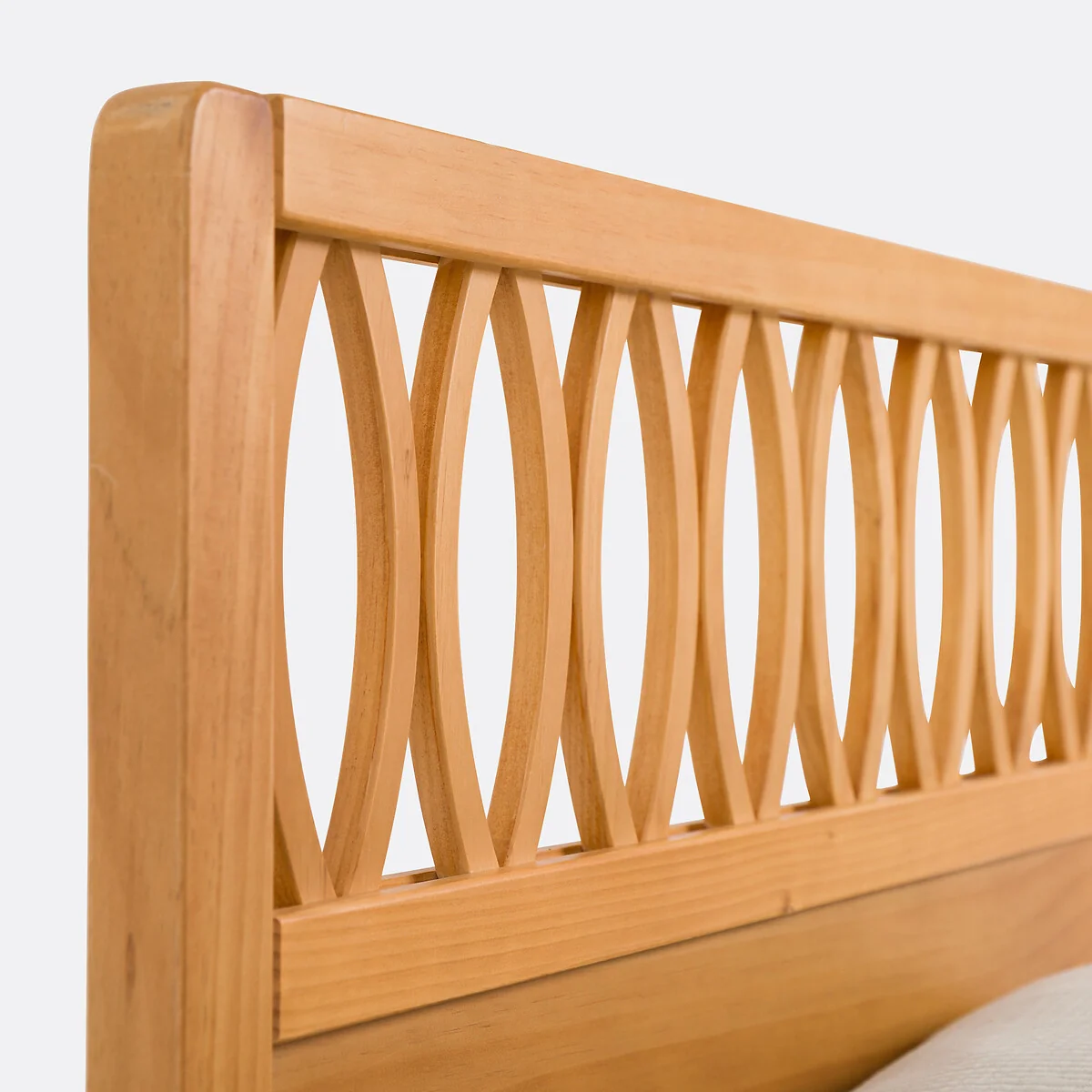 Malaya Vintage Solid Pine Bed with Bed Base – image 5