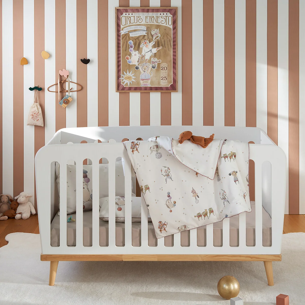 Jimi 3 in 1 Convertible Baby Bed – image 2