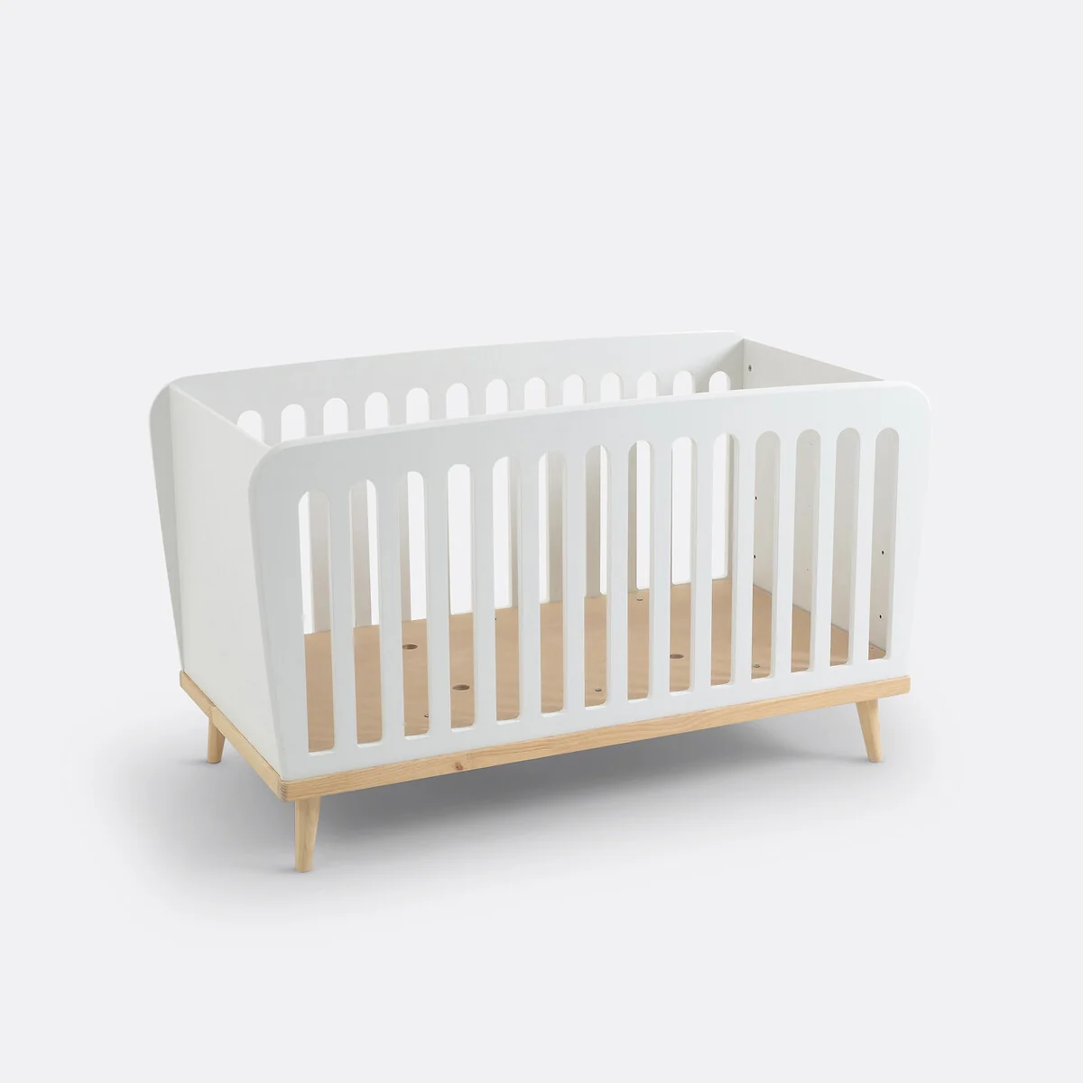 Jimi 3 in 1 Convertible Baby Bed – image 5