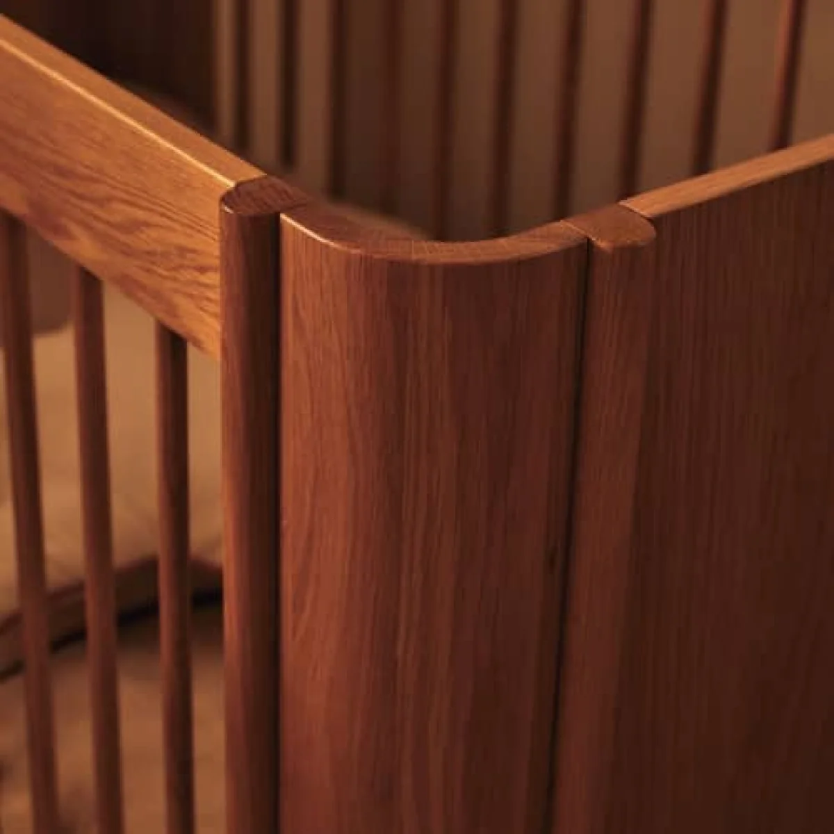 Tilu Convertible baby bed natural wood - Ferm Living – image 7