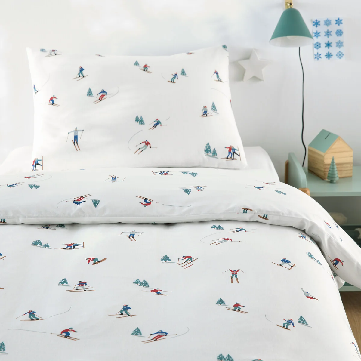 Tout Schuss 30% Recycled Cotton Child's Duvet Cover Set with Rectangular Pillowcase – image 1