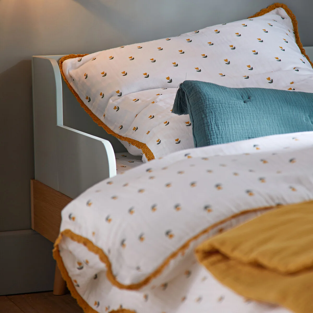 Tulipe Cotton Muslin Pillowcase – image 4