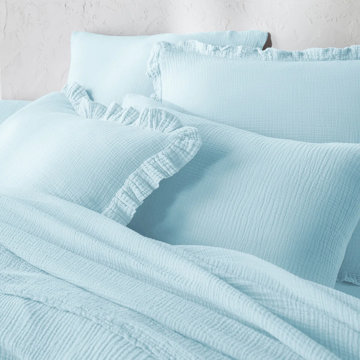 Kumla Plain Cotton Muslin Ruffled Pillowcase – image 3