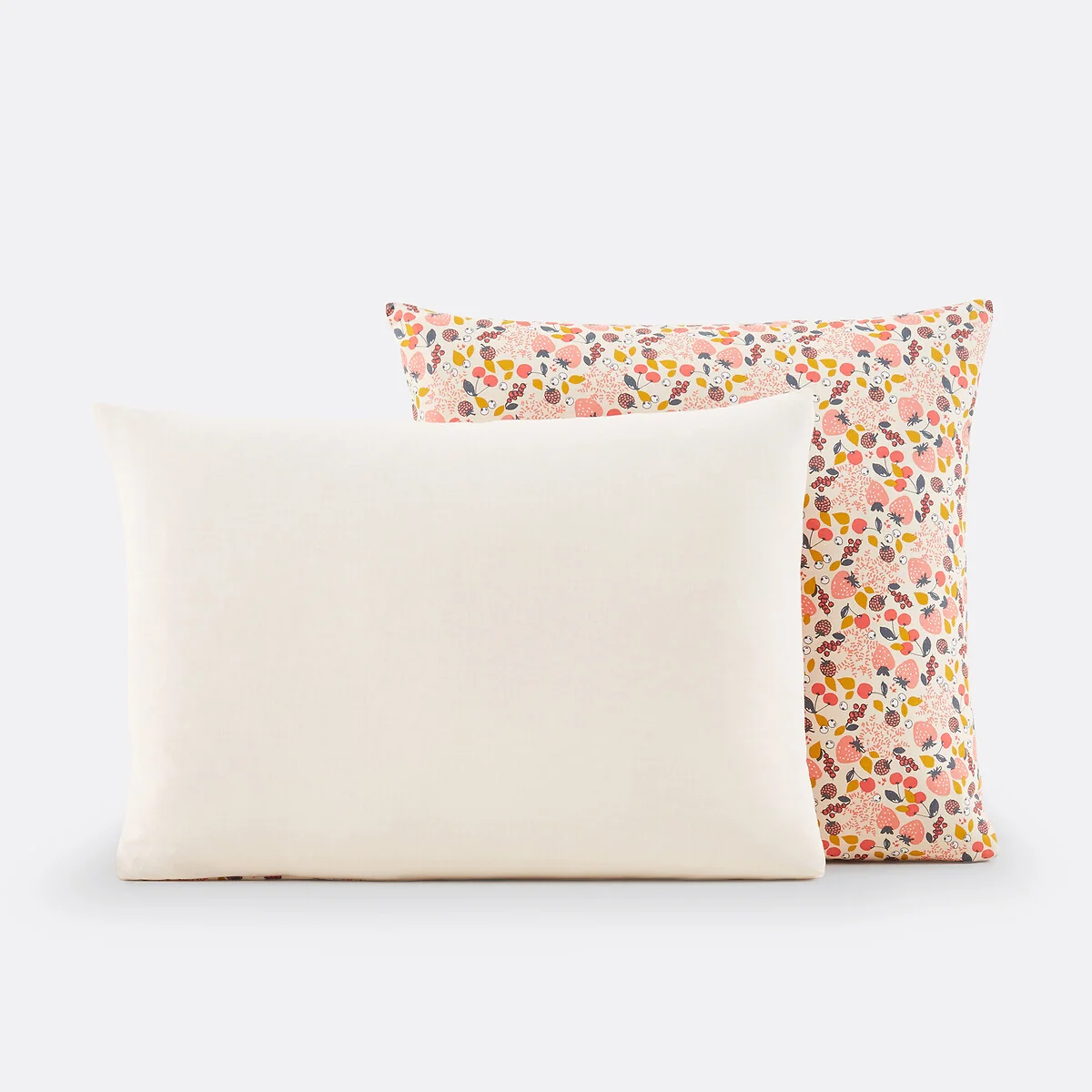Fraise Child's Pillowcase – image 3