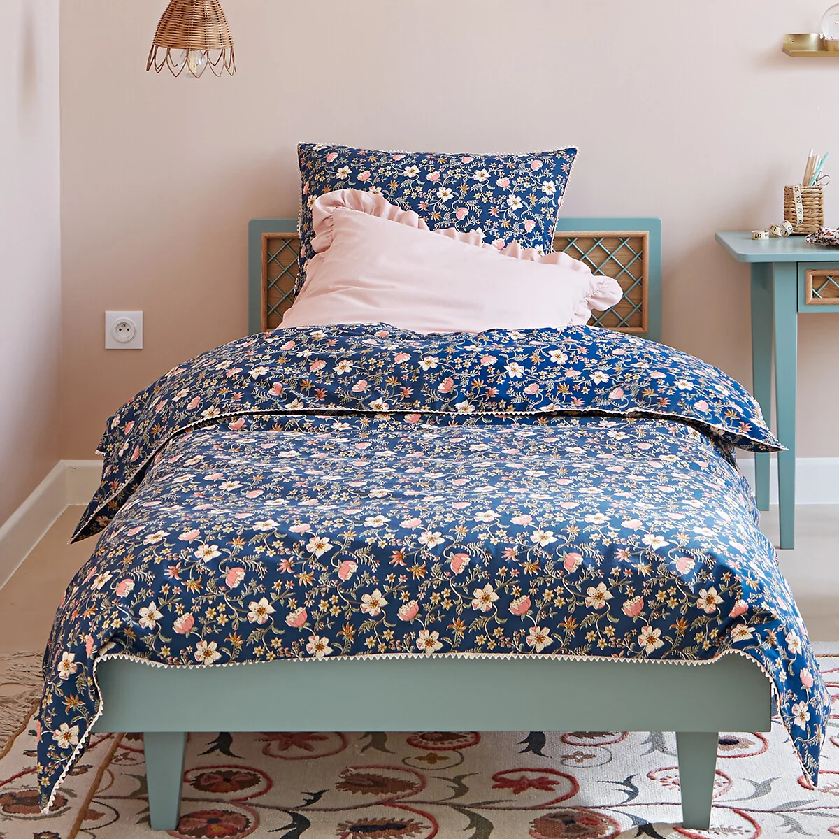 Jasmine Floral 30% Recycled Cotton Pillowcase – image 2