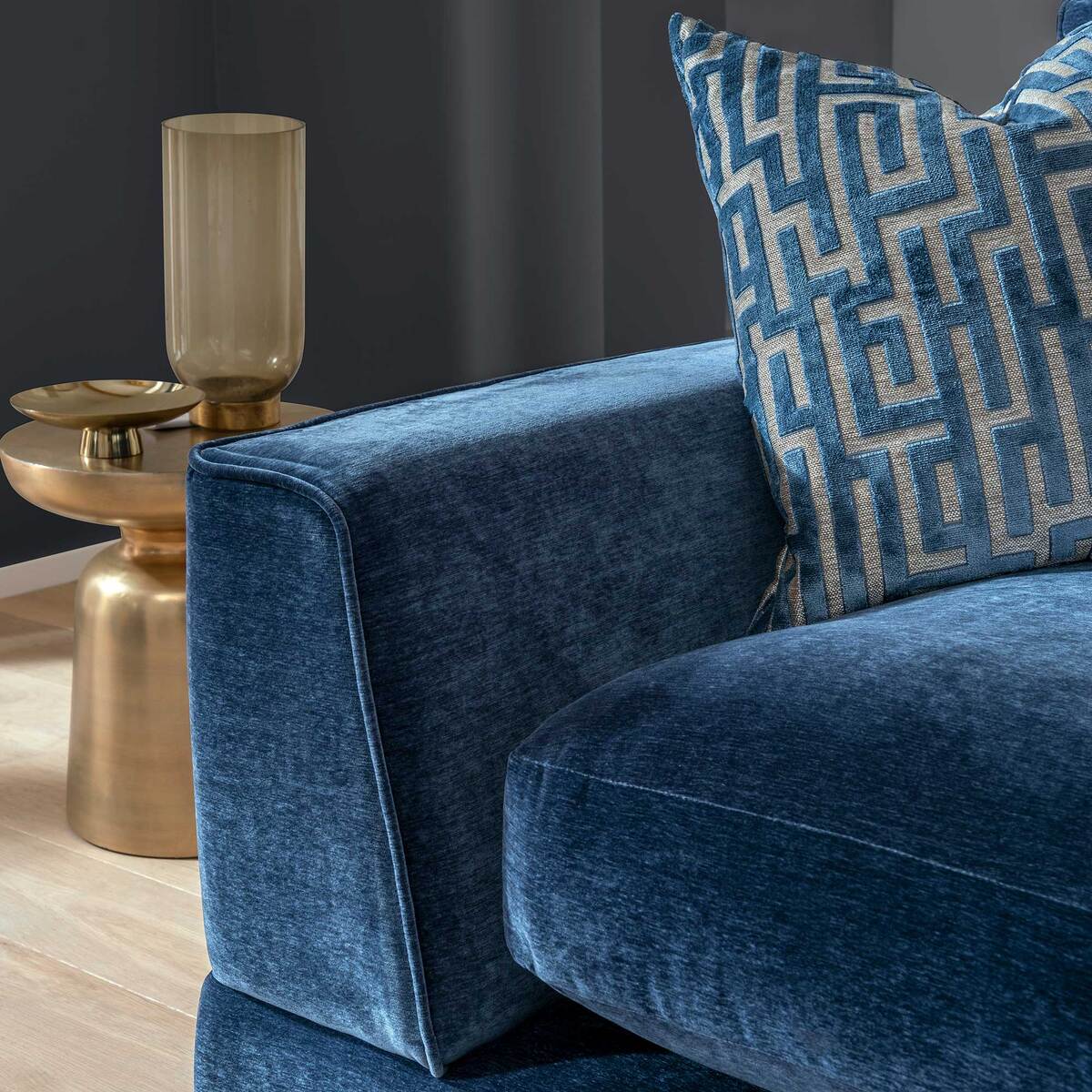 Vesta Large Sofa – image 2