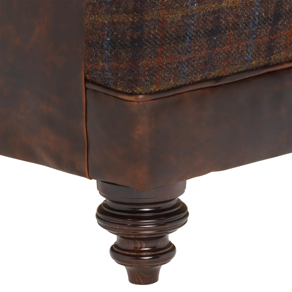 Harris Tweed Taransay Midi Sofa – image 6