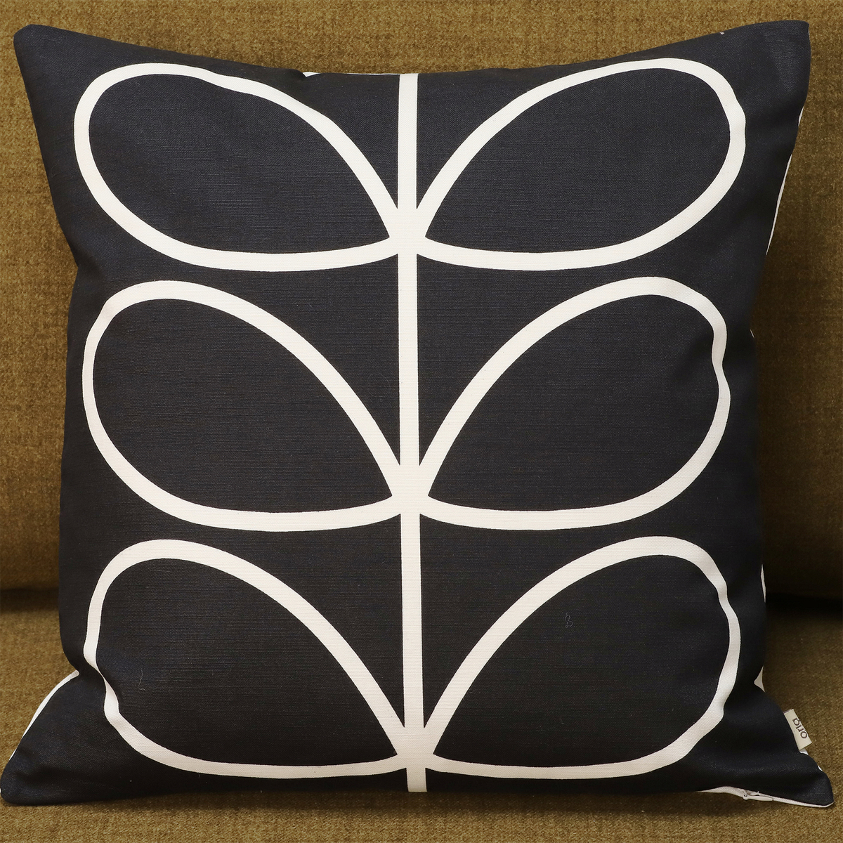 Orla Kiely Fern Small Sofa – image 9