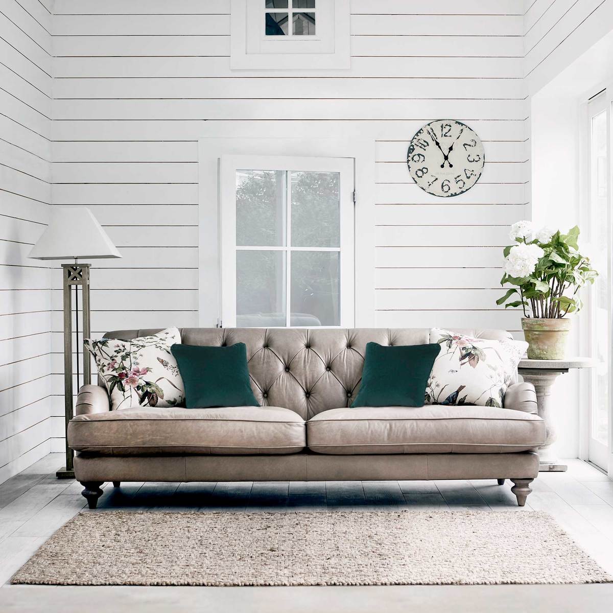 Windermere Leather Extra Large Sofa – image 4