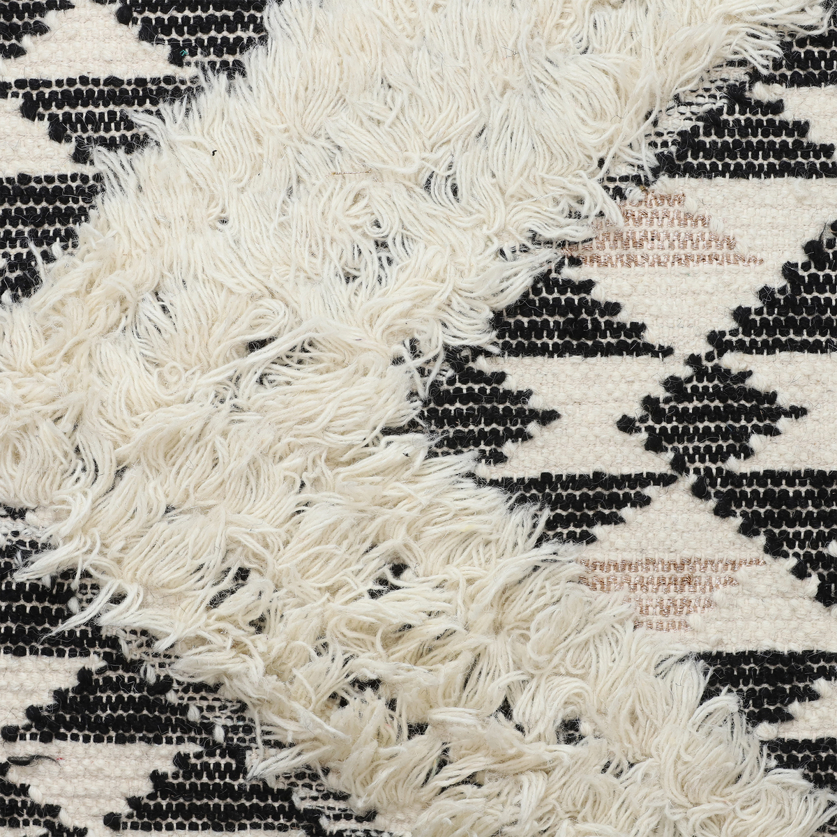 Tetrad Constable Grand Sofa – image 12