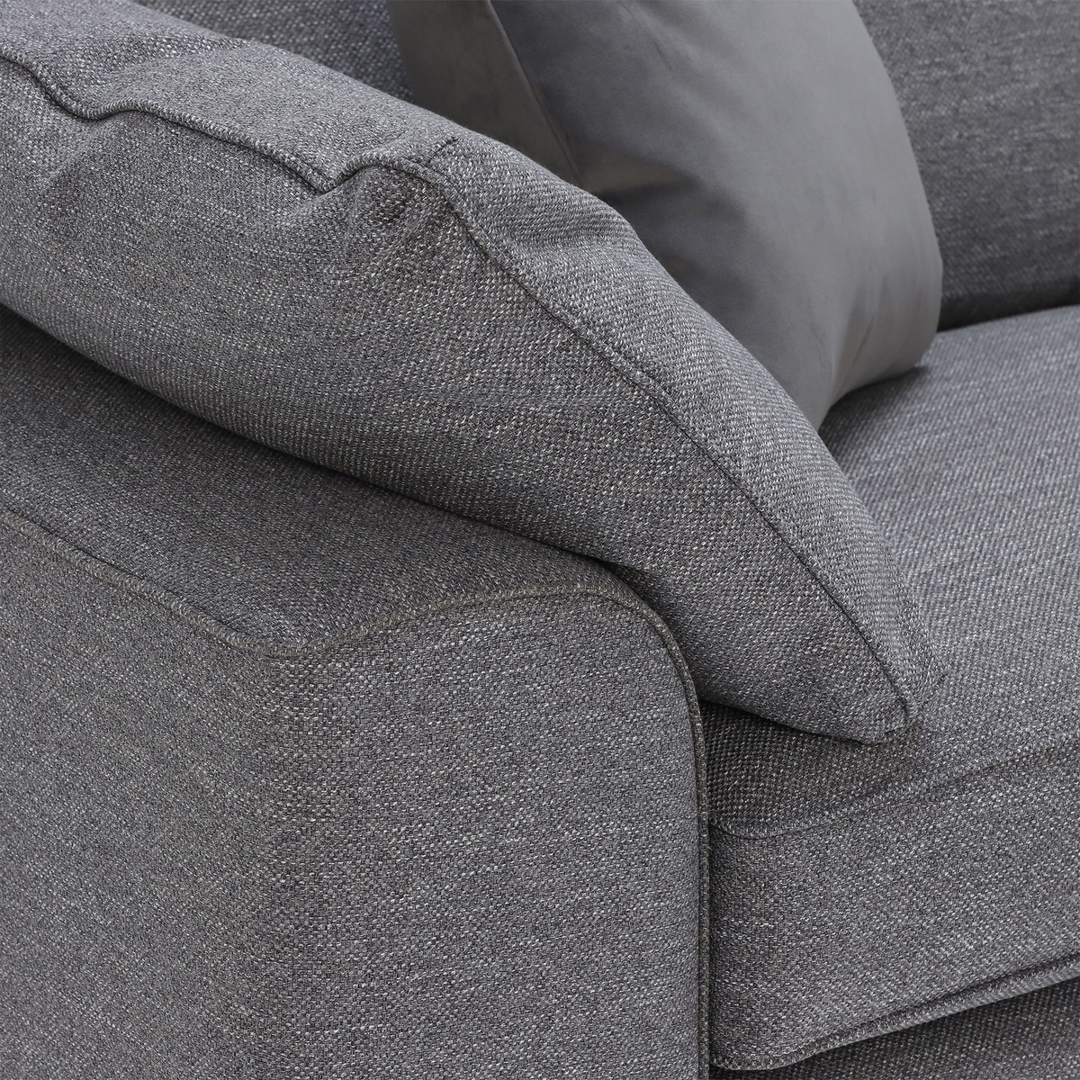 Findlay Grand Spilt Frame Sofa – image 3