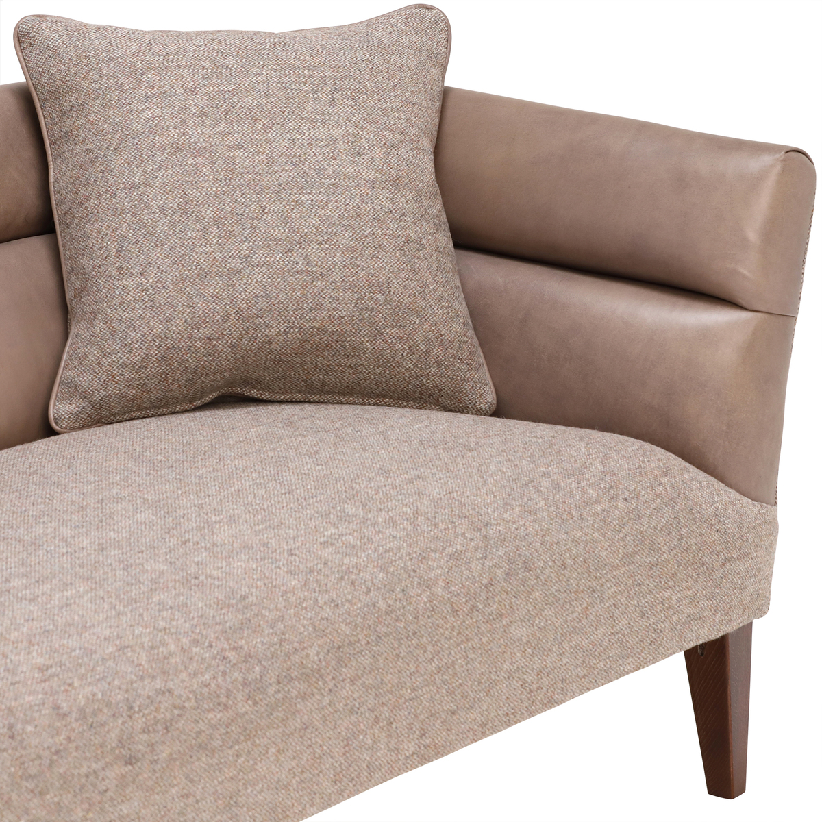 Harris Tweed Arran Midi Sofa – image 6