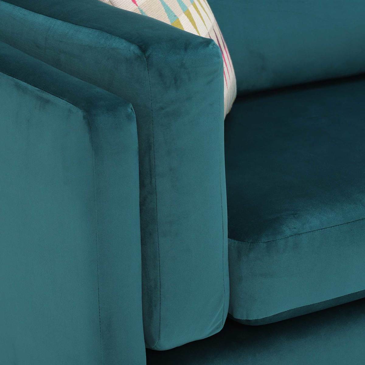 Juni Extra Large Sofa – image 5
