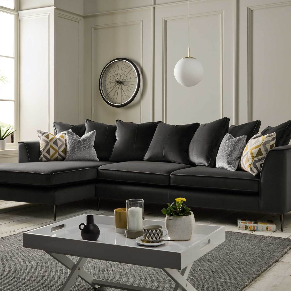 Conza Large Left Hand Facing Pillow Back Chaise Sofa – image 3