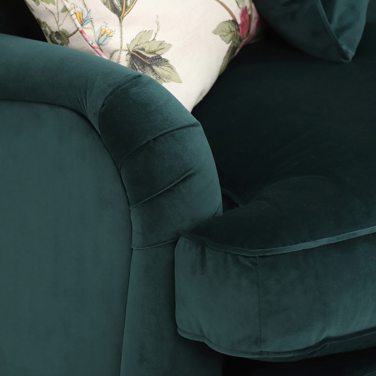 Windermere Medium Sofa – image 2
