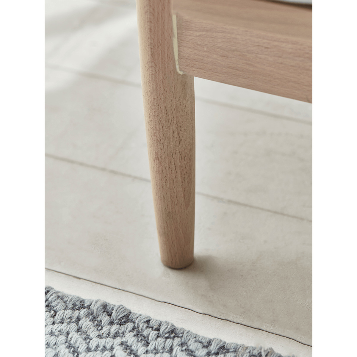 Beech Spindleback Sofa - Soft Grey – image 6