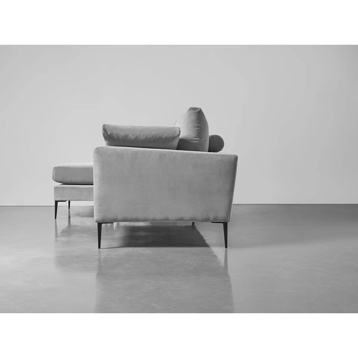 Milano Grand Chaise Sofa Swedish Grey Cotton Velvet – image 5