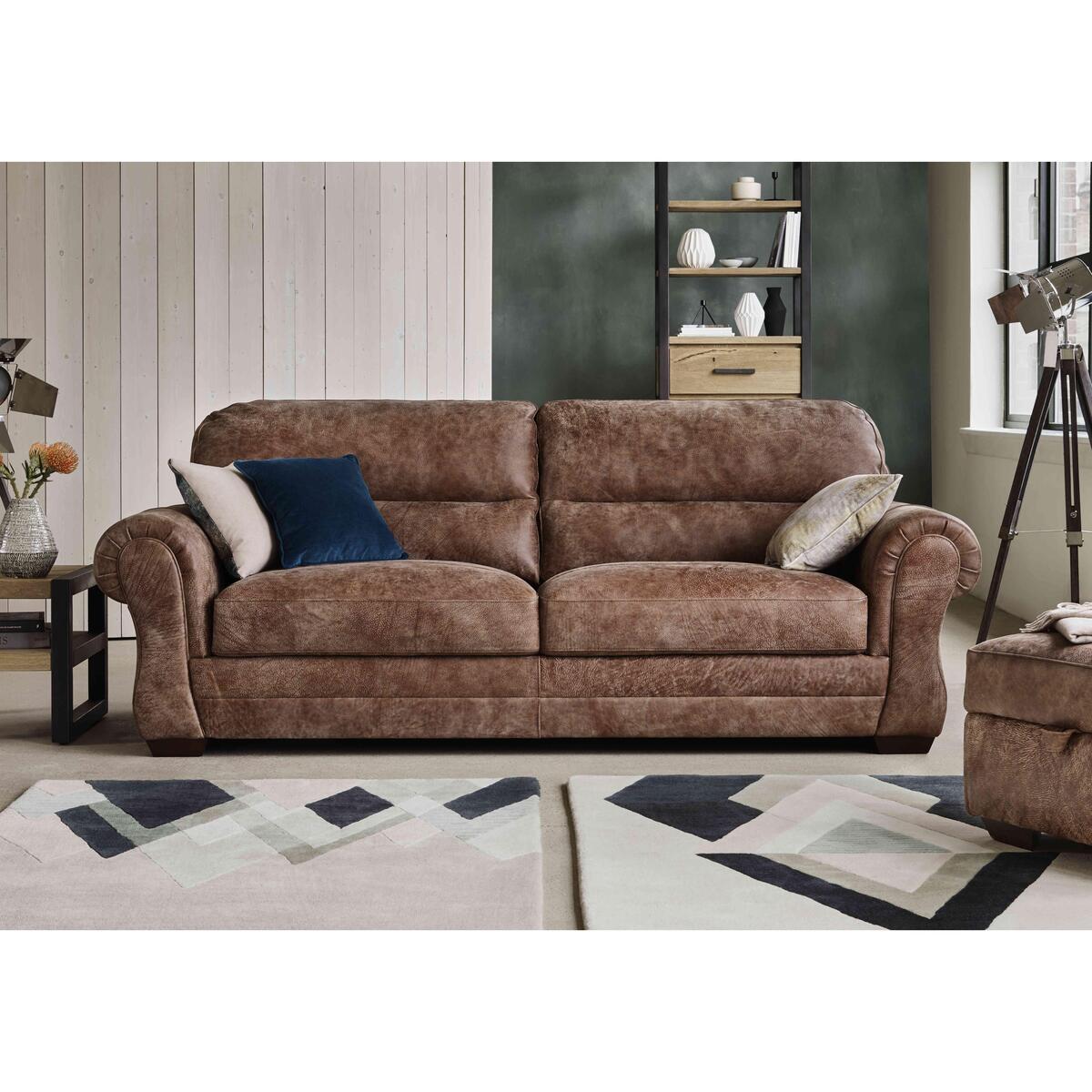 Verona 3 Seater Leather Sofa – image 2