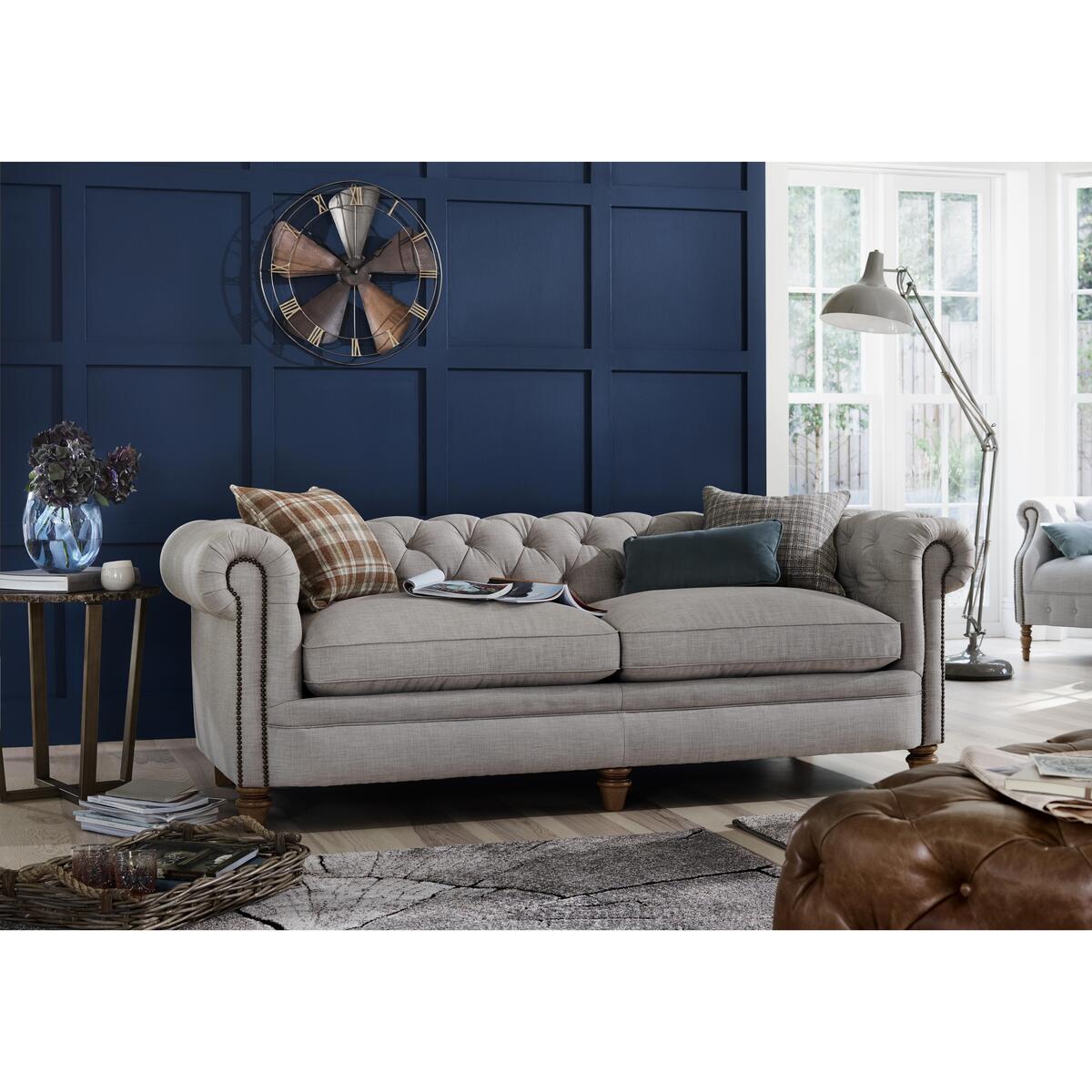 Alexander and James - New England Newport 4 Seater Fabric Sofa - Brown – image 2