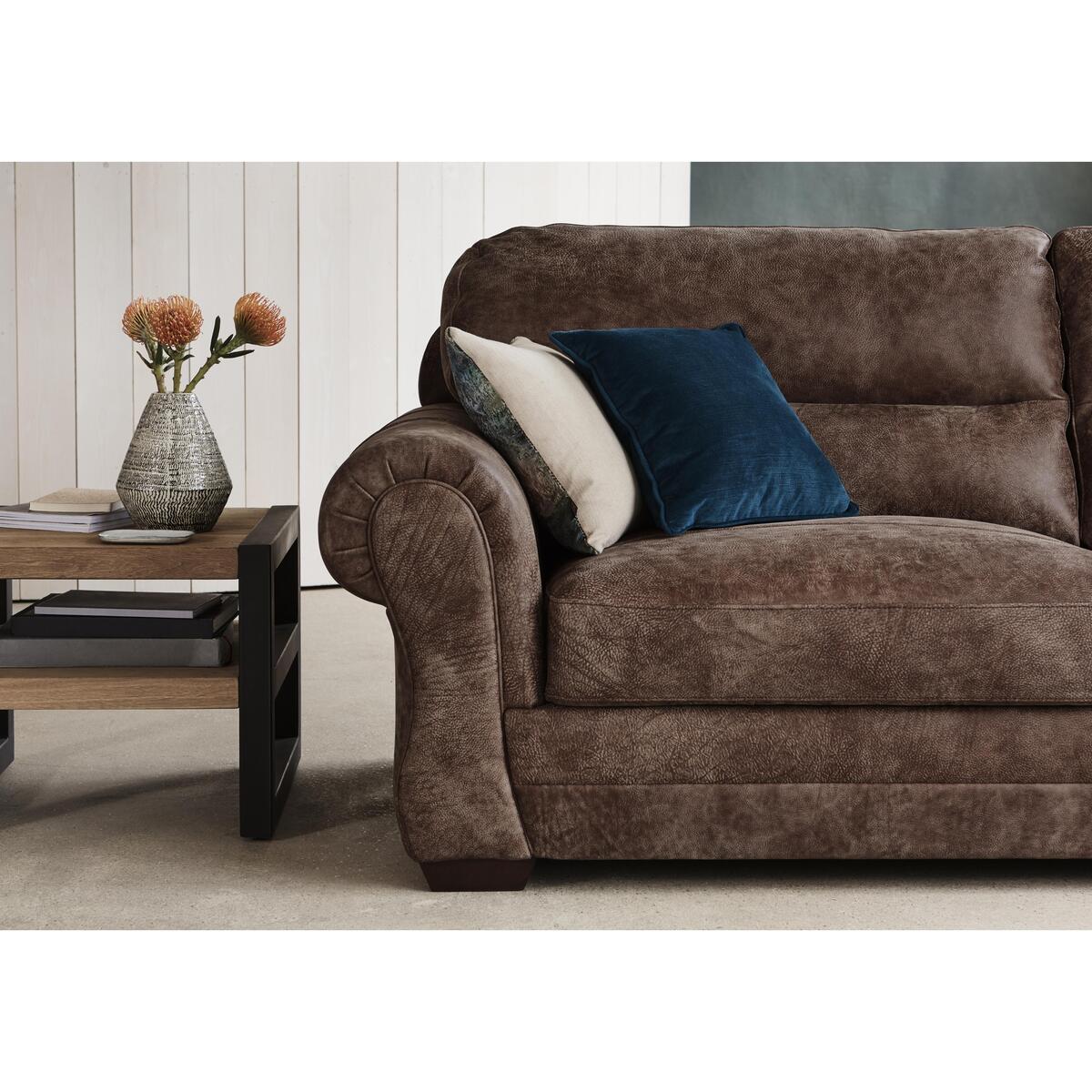 Verona 2 Seater Leather Sofa – image 3