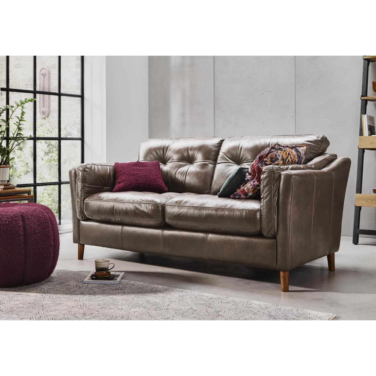 Alexander and James - Camden Collection Loft 4 Seater Leather Sofa - Brown – image 2