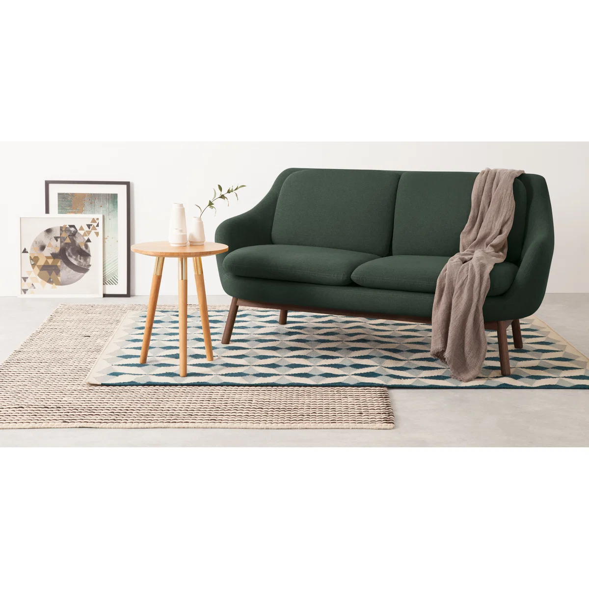 Oslo 2 Seater sofa, Woodland Green with Dark Stained Legs – image 3