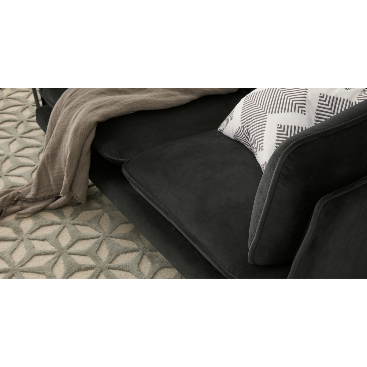 Wes 2 Seater Sofa, Dark Anthracite Velvet – image 6