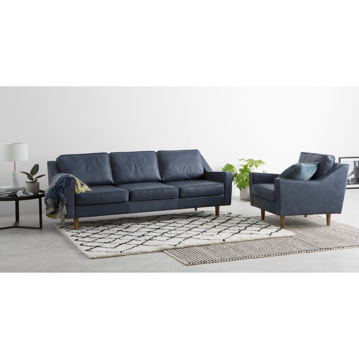 Dallas 3 Seater Sofa, Charm Midnight Premium Leather – image 3