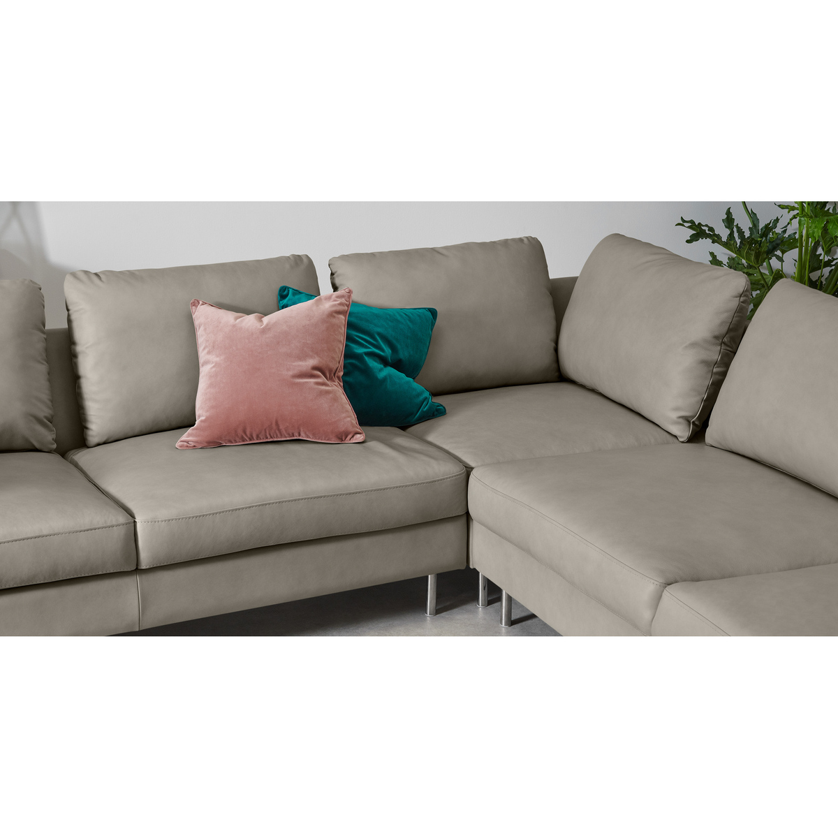 Vento 5 Seater Corner Sofa, Pale Putty Leather – image 6