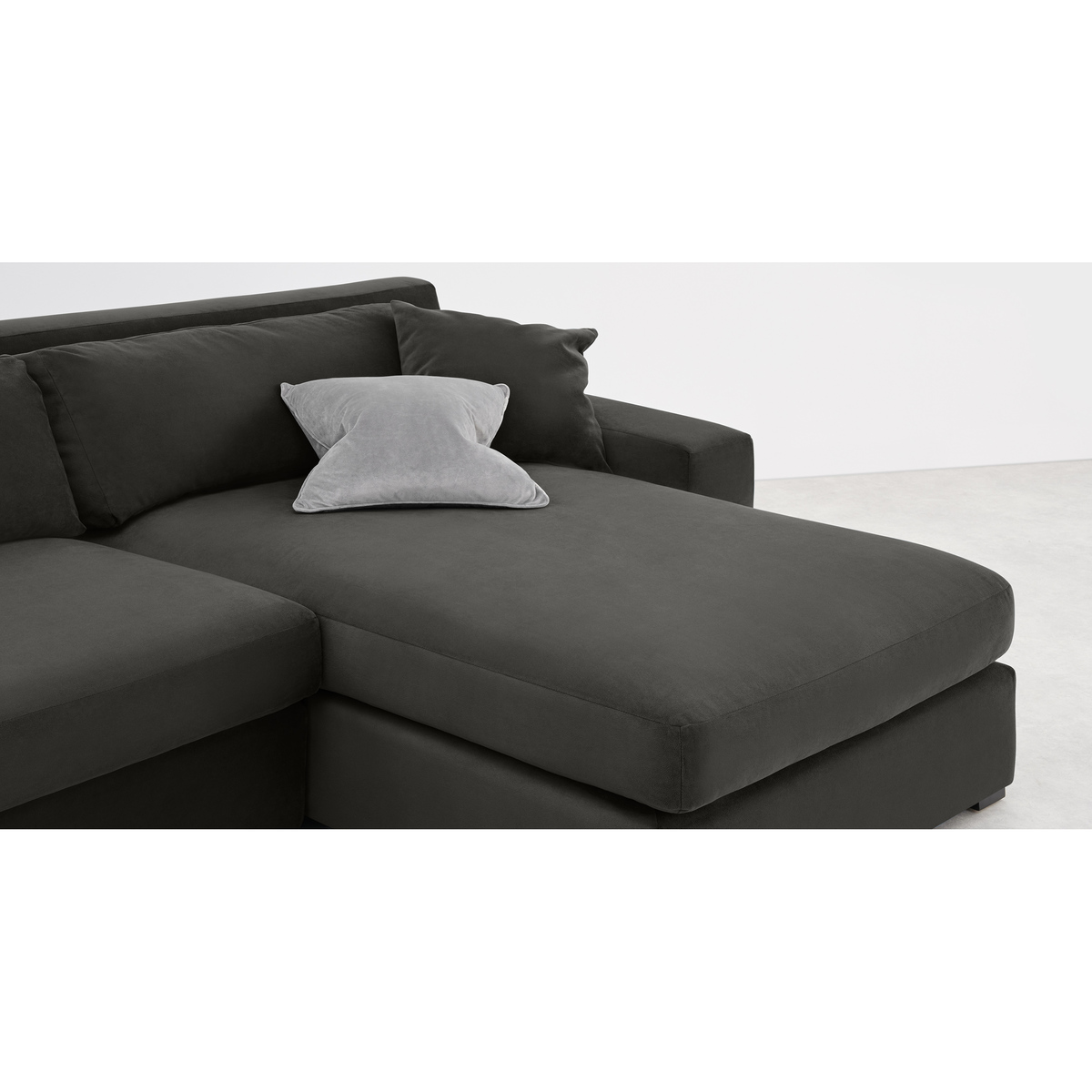 Delaney Right Hand Facing Chaise End Corner Sofa, Dark Pewter Velvet – image 6