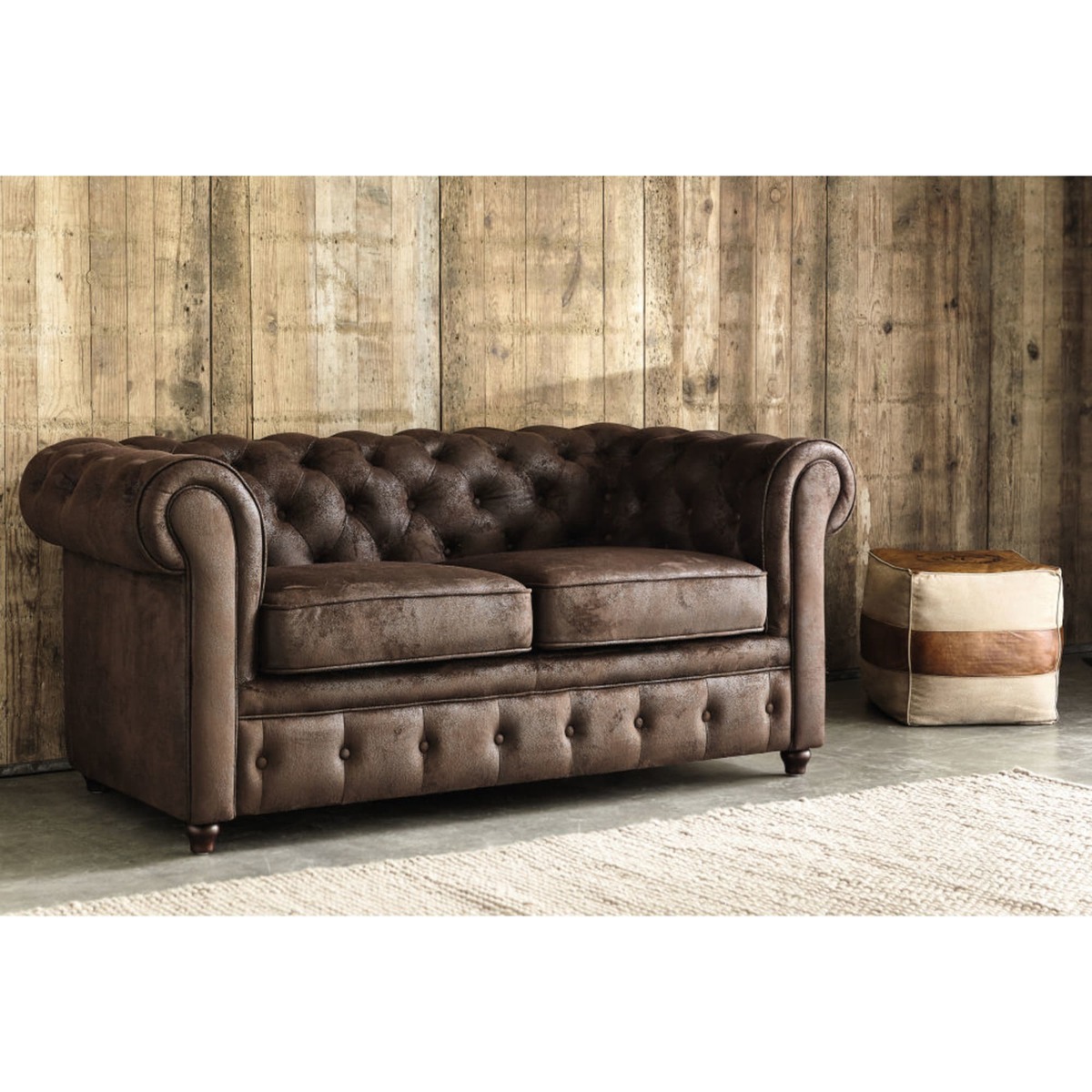 2-Seater Button Sofa in Brown Chesterfield – image 2