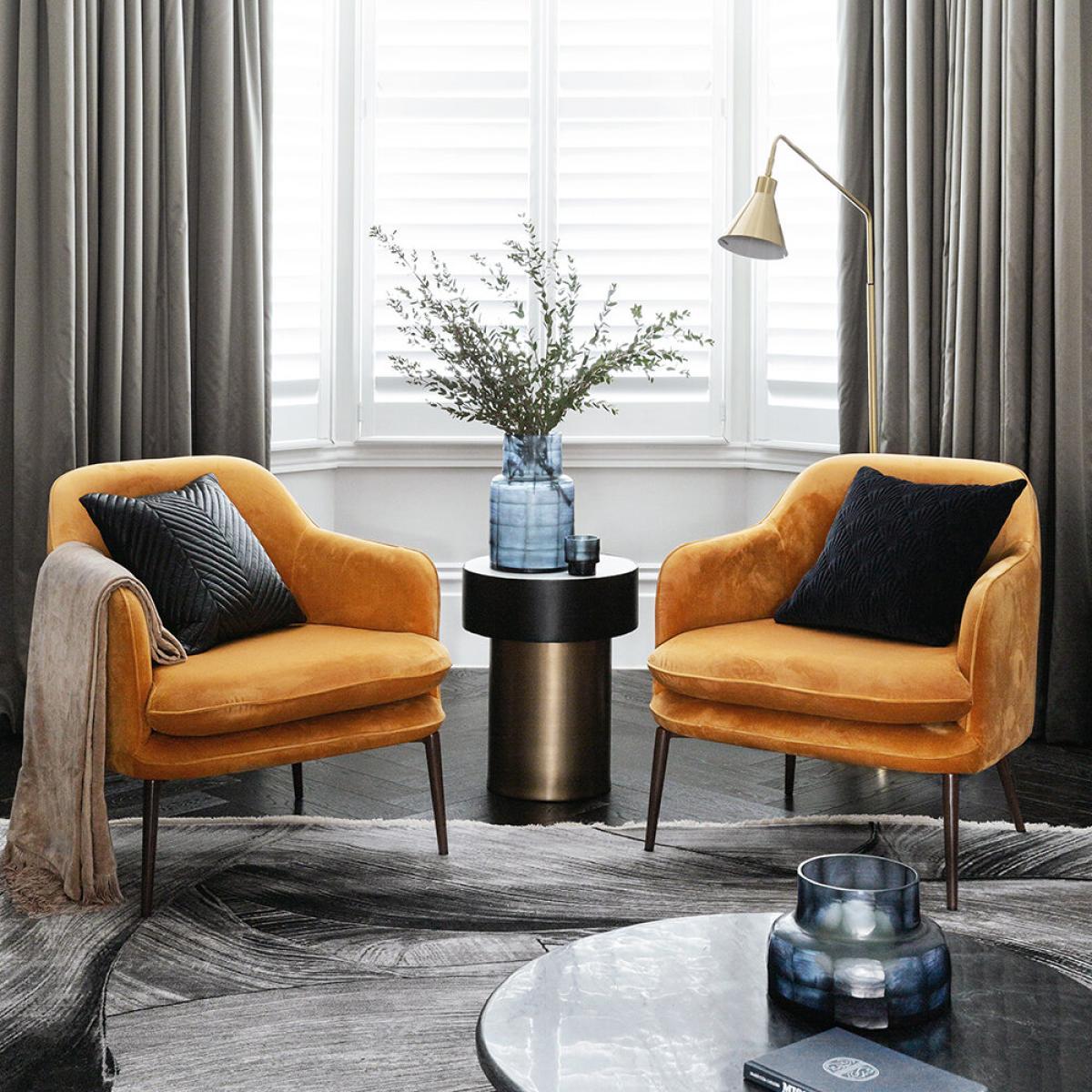 Pols Potten - Charmy Velvet Armchair - Gold – image 2