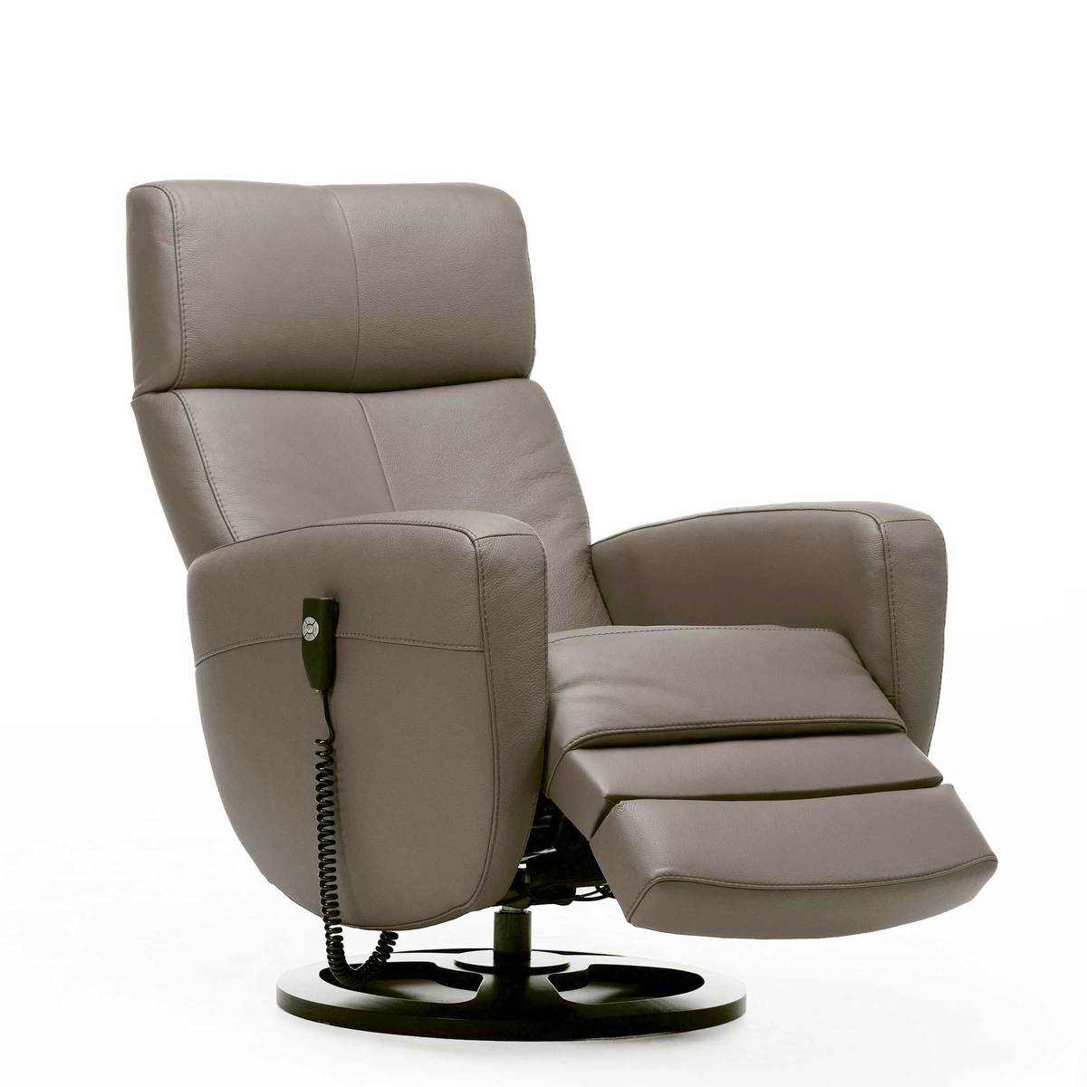 Renn Electric Armchair – image 3