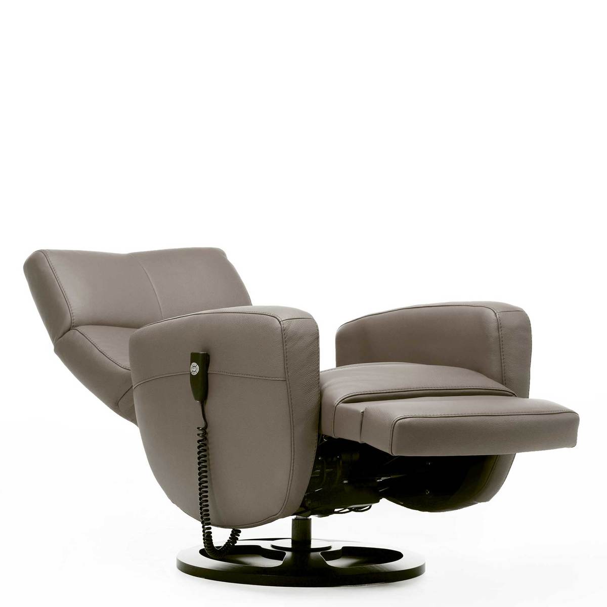 Renn Electric Armchair – image 12