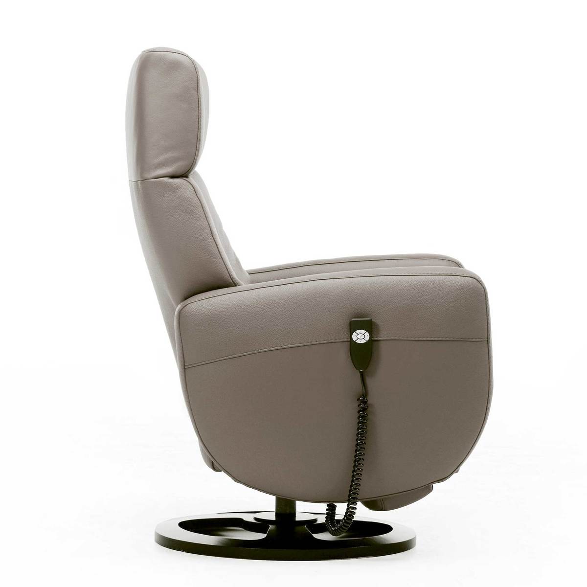 Renn Electric Armchair – image 7